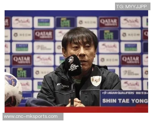 蔚山现代主帅申台龙上任仅65天即遭解职球队战绩不佳引发关注 蔚山现代主帅申台龙上任仅65天即遭解职球队战绩不佳引发关注