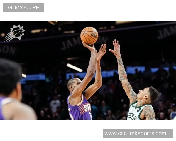 太阳主帅赞扬球队团结力第三节狂砍40分展现强大实力